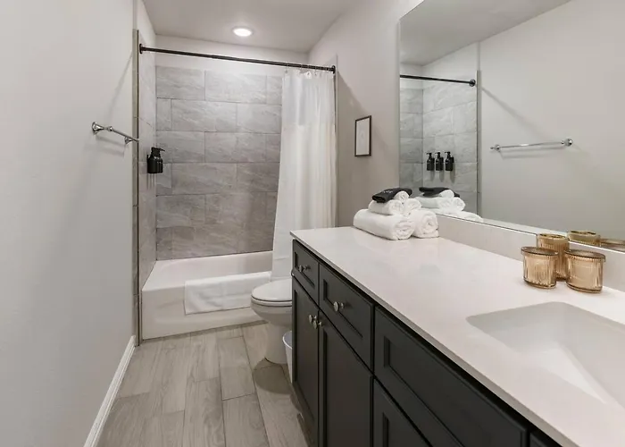 Ferienhaus Cozy 3br Near Downtown Fw Sleeps 8